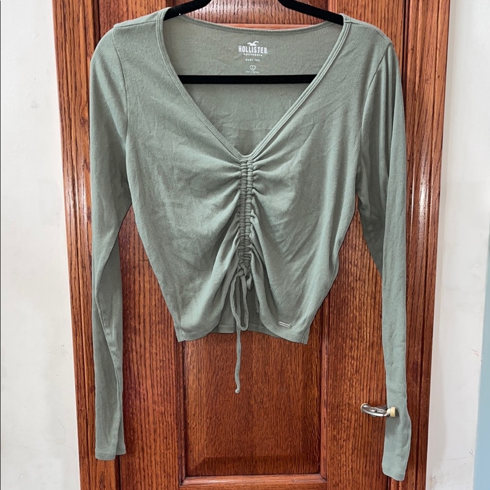 Hollister Green Ruched Crop Blouse Long Sleeve